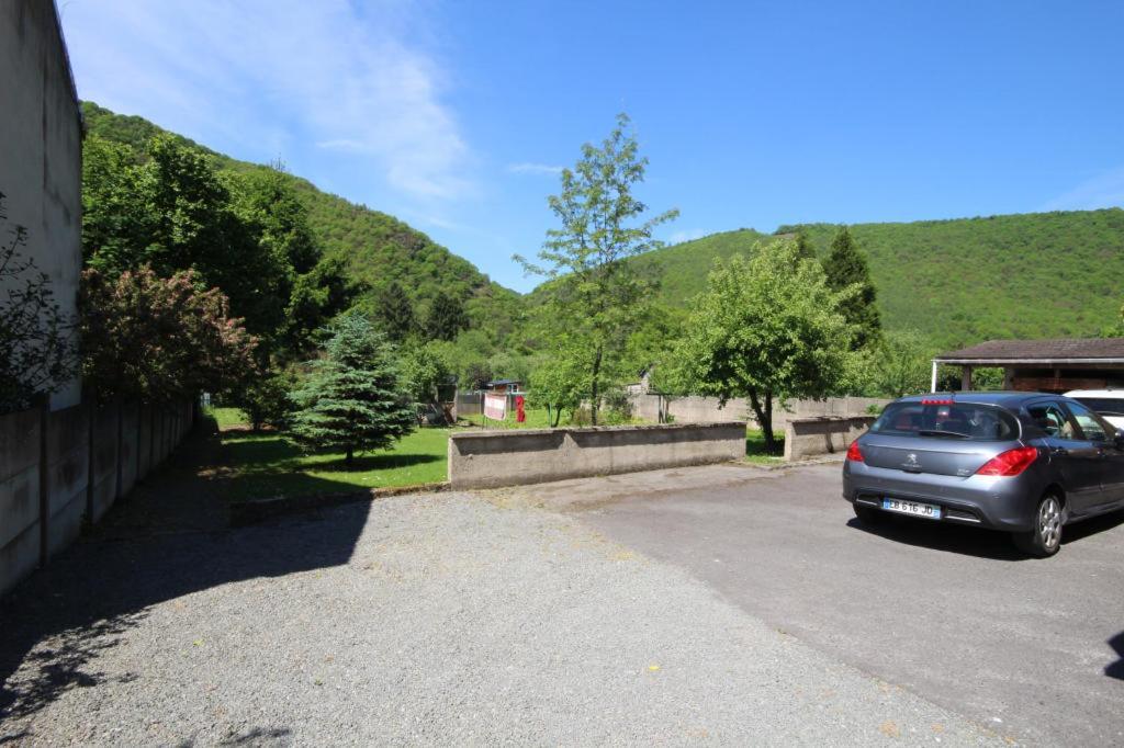 Revin Les Ecureuils Bed & Breakfast エクステリア 写真